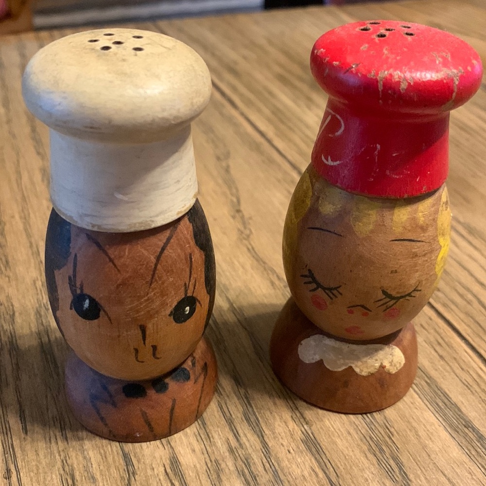 Vintage hand painted Wood Salt Pepper Shakers chef People
